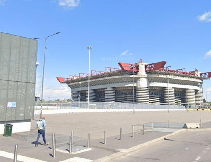 Camera Doppia A 700 Metri Dallo Stadio Cir 015146 Milano Esterno foto